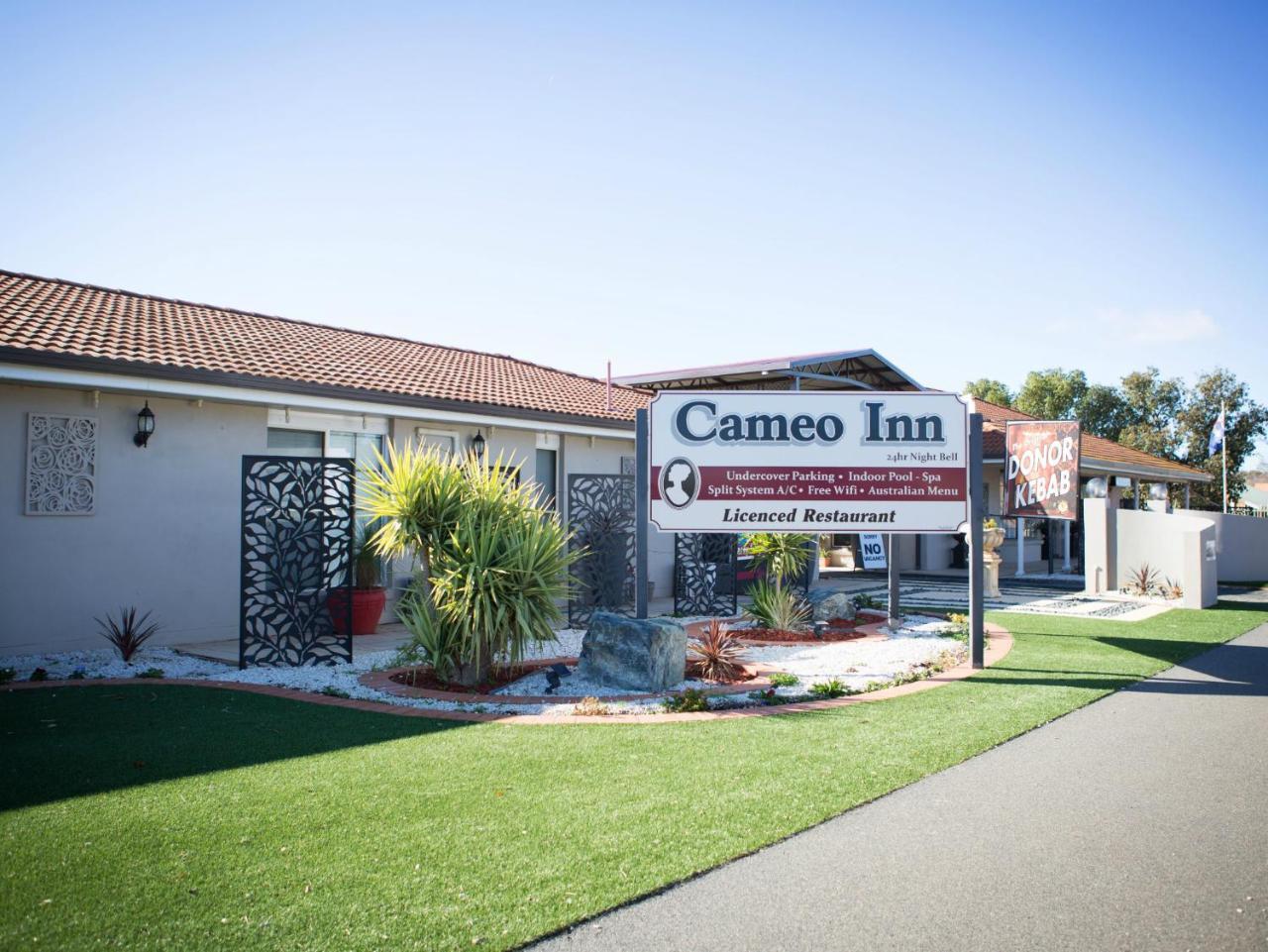 Cameo Inn Motel West Wyalong Exteriör bild